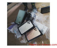 Brand new Apple iPhone 11 pro max 256gb