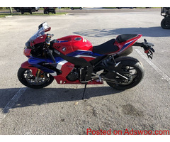 HONDA CBR1000RR-R FIREBLADE SP  WhatsApp +13236413248