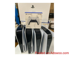 Sony PlayStation 5 825GB Disc Edition
