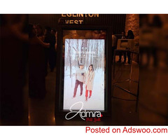 Why is the mirror photo booth the new trend of every party?