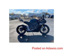 2013 Suzuki gsx r750cc available for sale