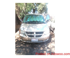 *2005 DODGE CARAVAN*