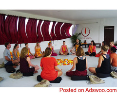 200 hour yoga teacher training Goa by Diya Yoga