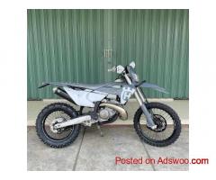 2024 Husqvarna TE 300 PRO Motocross