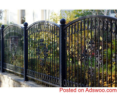 commercial fence contractors Toronto