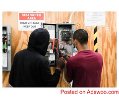 How Training For Industrial Electricians Can Unlock Smart Grid Career Growth