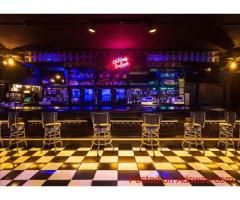 Discover the Best East Bay Bars Experience at Retrojunkie BarDiscover the Best East Bay Bars Experie