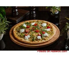 Hot & Fresh Vegetarian Pizza – Perfect for Every Craving